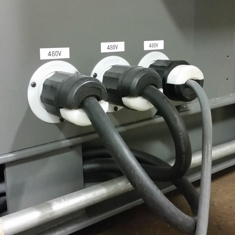 Plugs, Connectors & Receptacles Industrial leviton