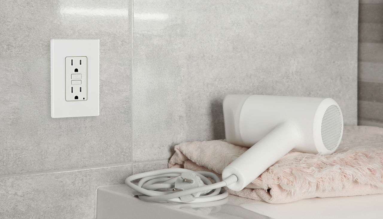 GFCI Outlet on Bathroom Wall