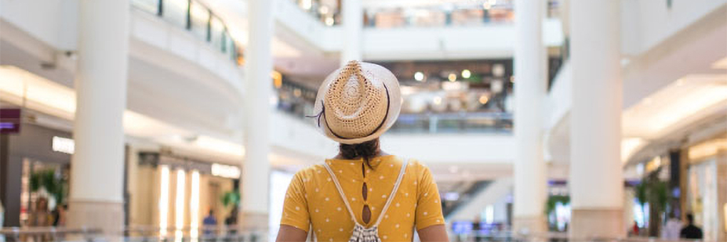 Tenant Submetering for Retail Businesses - Customer in a shopping mall